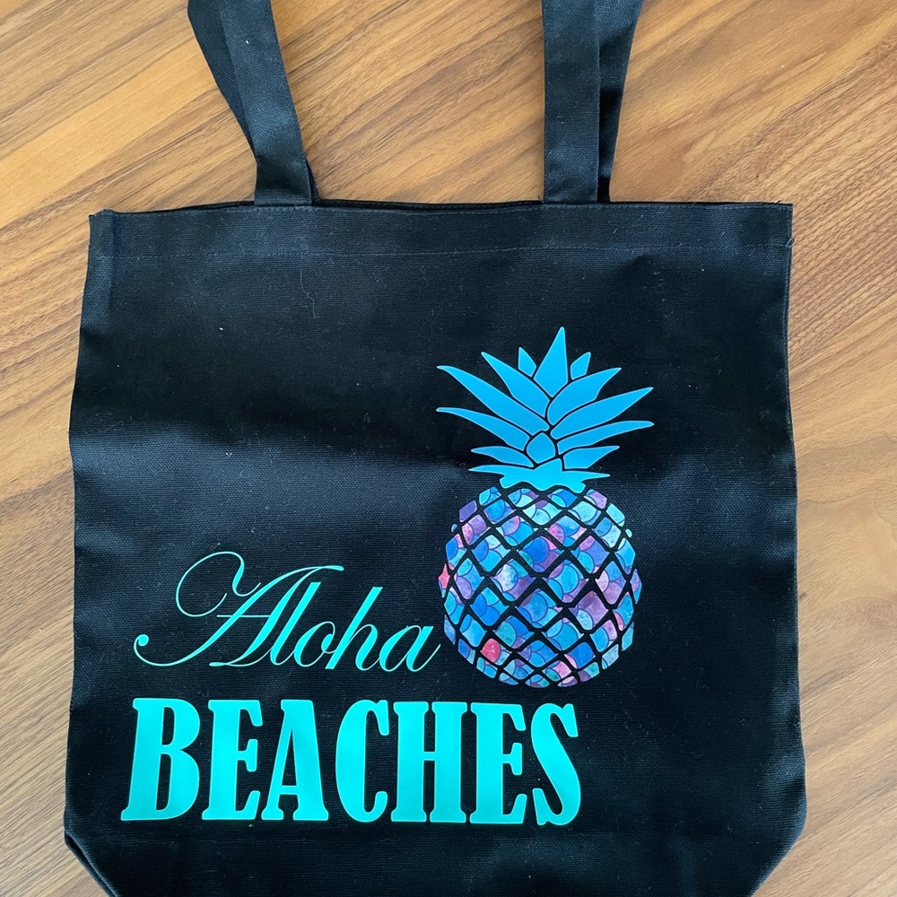NEW Tote Bag Beach Themed NWOT